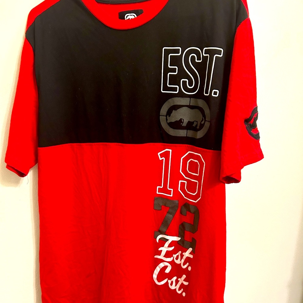 Vintage ecko unlimited men’s tee shirt